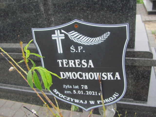 Teresa Dmochowska 1943 Tuszyn - Grobonet - Wyszukiwarka osób pochowanych