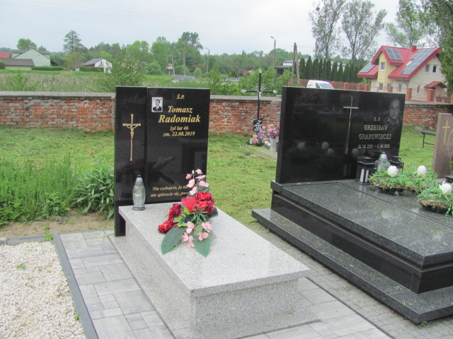 Grób Tomasz Radomiak